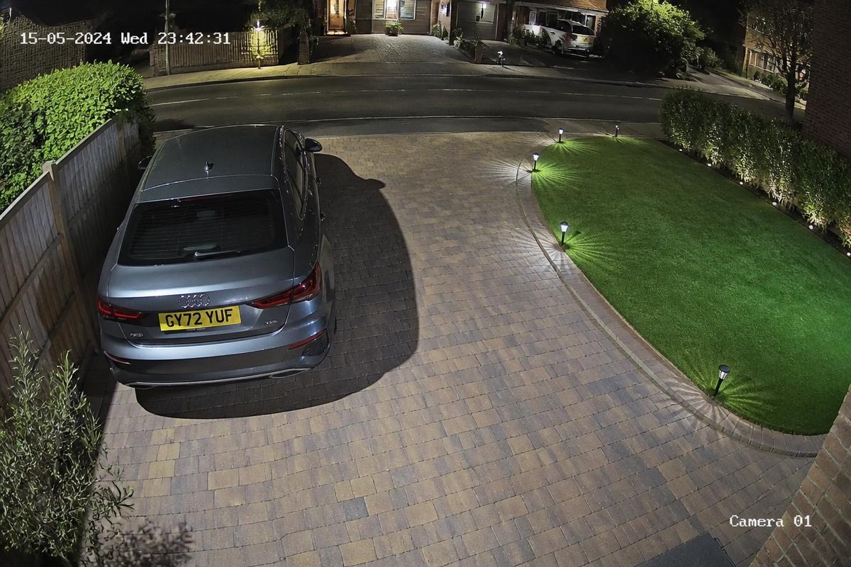 Clearer colour night-time CCTV image of the same driveway